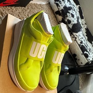 Ugg